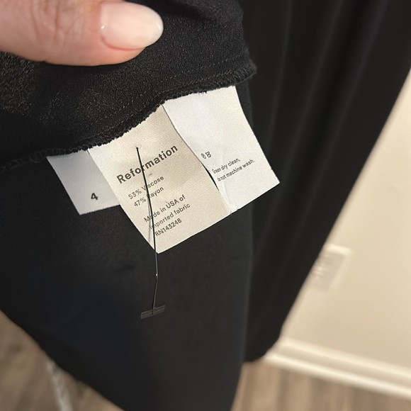 Reformation black maxi dress - Picture 7 of 9